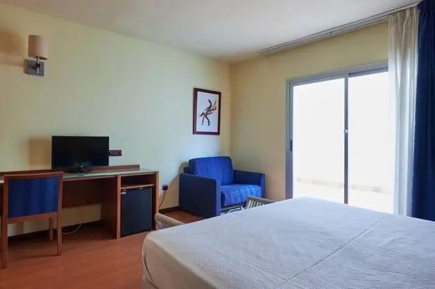 Tek Büyük Yataklı Oda, Balkon
