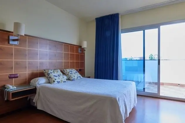 Tek Büyük Yataklı Oda, Balkon