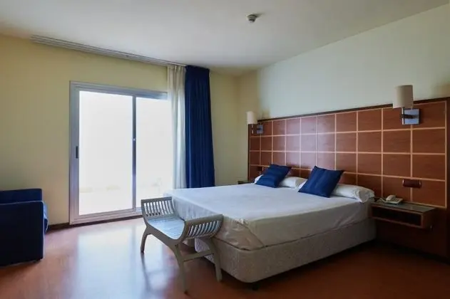 Üç Kişilik Oda, Balkon