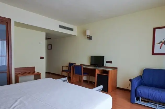 Üç Kişilik Oda, Balkon