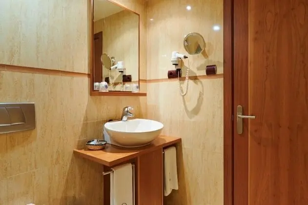 Üç Kişilik Oda, Balkon