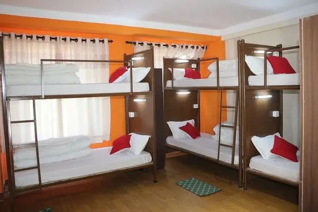 Royal Ortak Ranzalı Oda, Sadece kadınlar için, Sigara İçilmez (6 Beds)