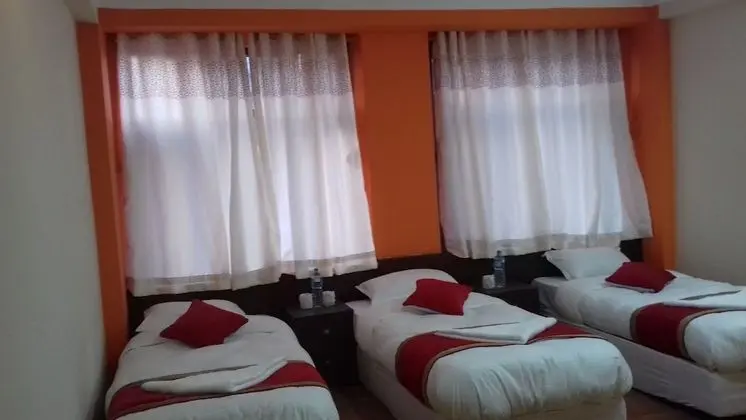 Standard Ortak Ranzalı Oda, Karma Ranzalı Oda, Sigara İçilmez (8 Beds)