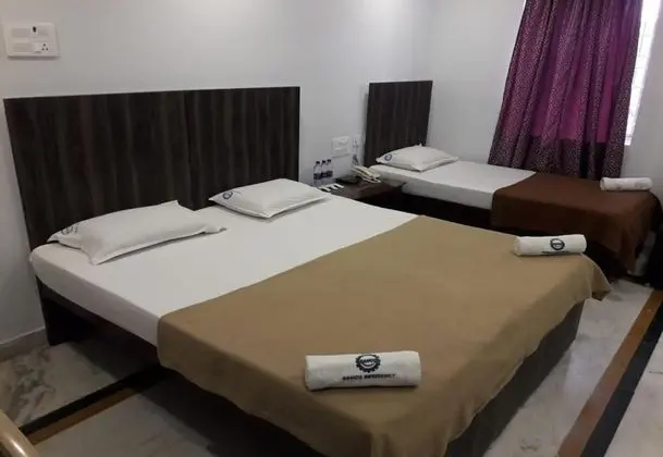 Deluxe Üç Kişilik Oda
