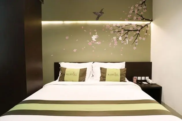 Superior Tek Büyük veya İki Ayrı Yataklı Oda