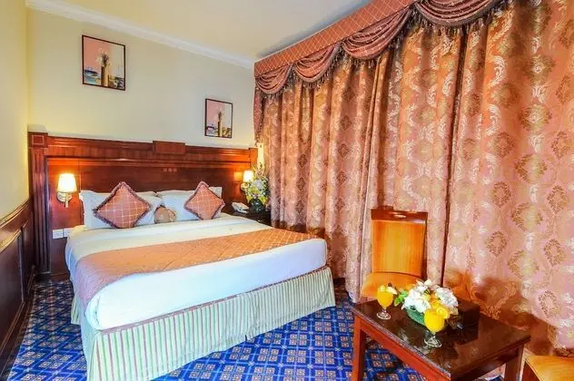 Deluxe Double ( Single and double occupancy )