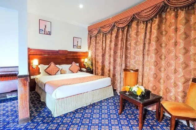Deluxe Double ( Single and double occupancy )