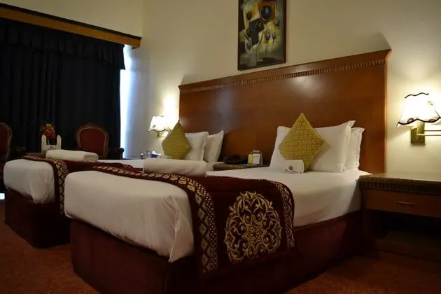 1 Çift Kişilik Veya 2 Tek Kişilik Yatak Deluxe