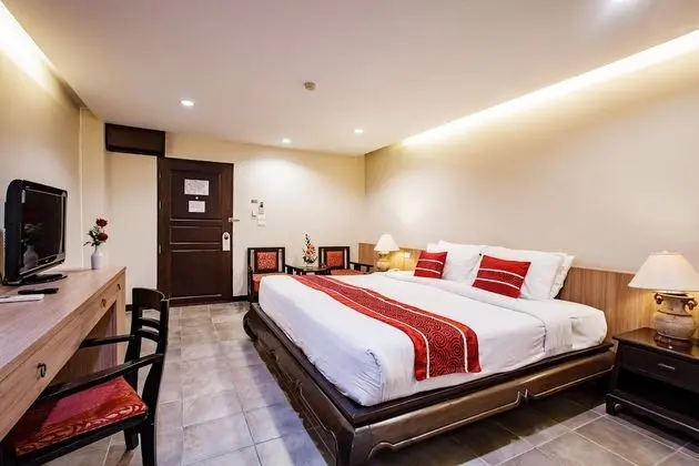 Deluxe Tek Büyük Yataklı Oda