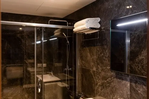 Çatı Katı (Loft) (3 Adults)