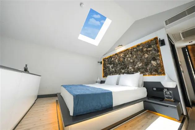 Deluxe Jakuzili Deniz Manzaralı Oda