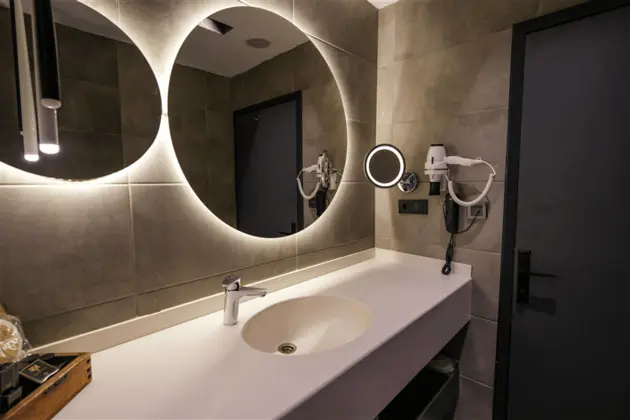 Deluxe Jakuzili Deniz Manzaralı Oda