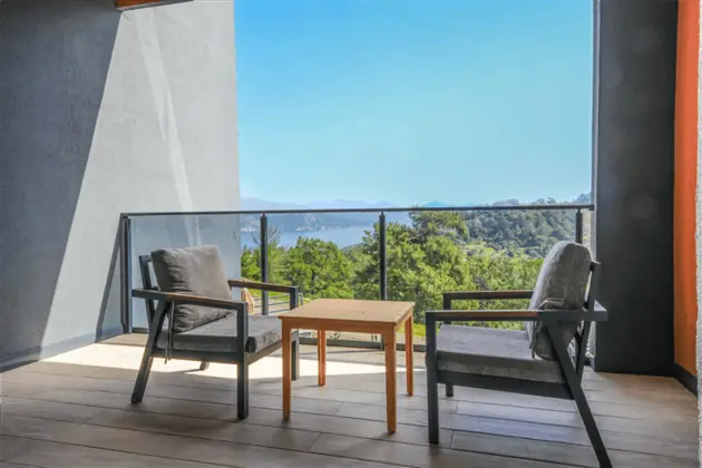 Deluxe Kısmi Deniz Manzaralı