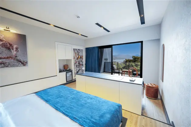 Deluxe Kısmi Deniz Manzaralı