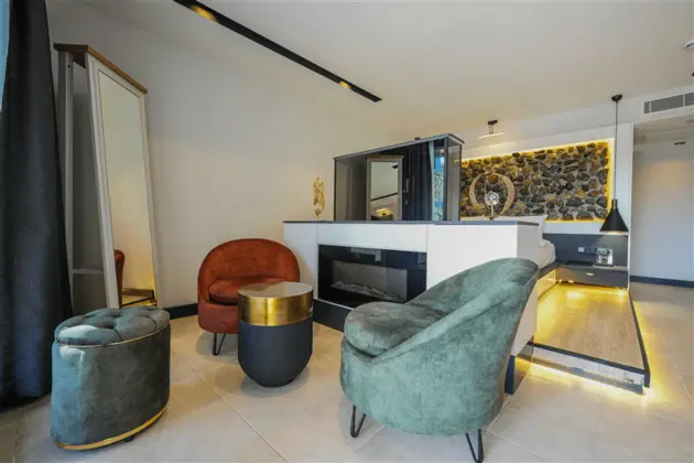Deluxe Kısmi Deniz Manzaralı