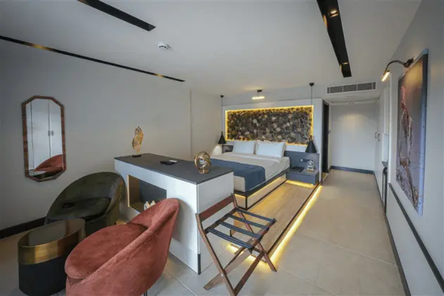 Deluxe Paylaşımlı/ Ozel Havuzlu Oda