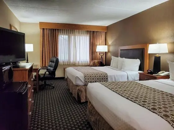 Oda, 2 Büyük (Queen) Boy Yatak, Havuz Kenarı (2nd Floor)