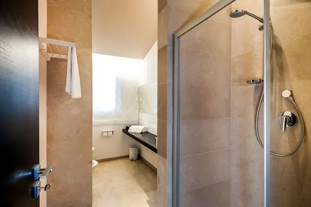 Standard Tek Büyük veya İki Ayrı Yataklı Oda, 1 En Büyük (King) Boy Yatak, Özel Banyo