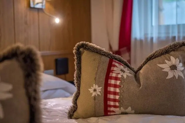 Tek Büyük Yataklı Oda, Balkon