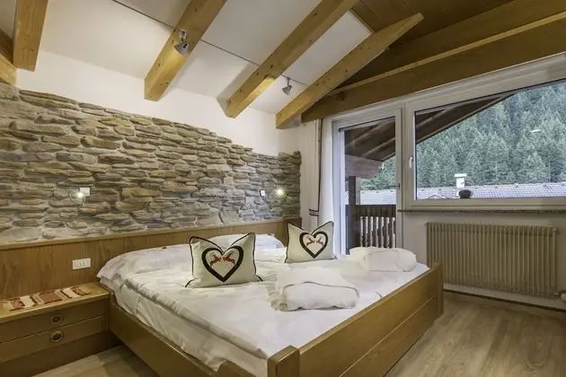 Tek Büyük Yataklı Oda, Balkon