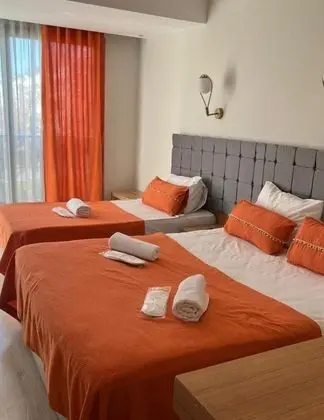 https://images.odamax.com/img/1024x768/odamax/image/upload/Ramona_Hotel_Antalya_202603122225267_room1.jpeg