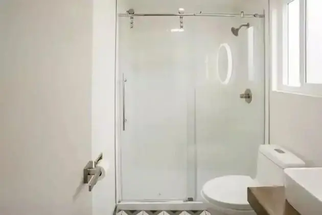 Standard Oda, 1 En Büyük (King) Boy Yatak, Sigara İçilmez