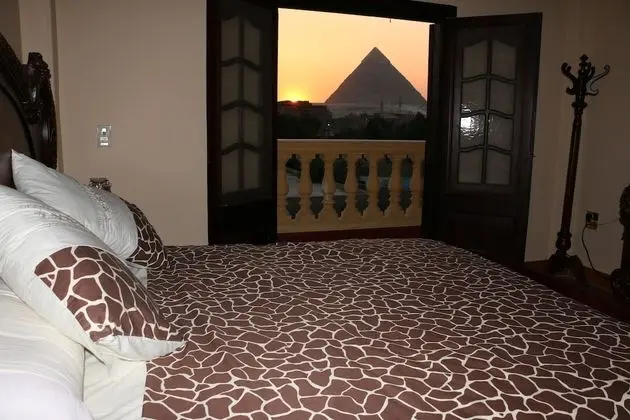 Royal Tek Büyük Yataklı Oda, Özel Banyo (Pyramids View)