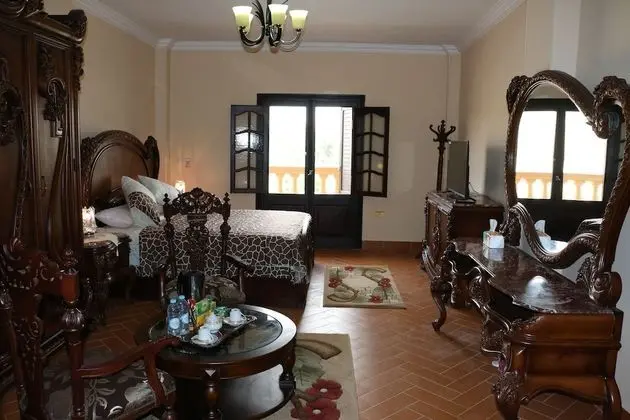 Royal Tek Büyük Yataklı Oda, Özel Banyo (Pyramids View)