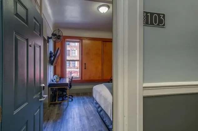 1 Queen Bed with Sofa Bed, Shared Bathroom