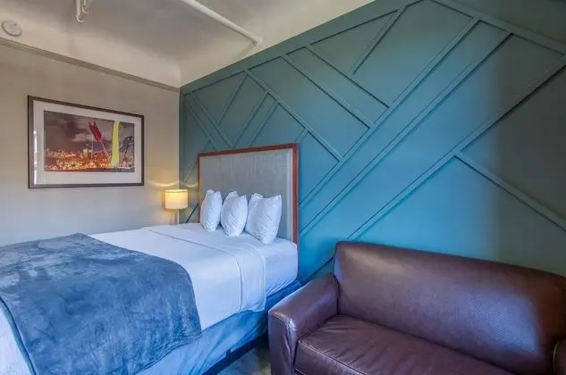 1 Queen Bed with Sofa Bed, Shared Bathroom