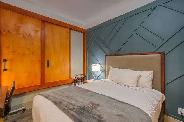1 Queen Bed with Sofa Bed, Shared Bathroom