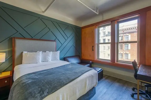 1 Queen Bed with Sofa Bed, Shared Bathroom