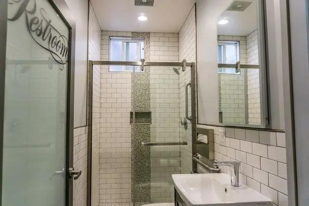 Run of House 1 Queen Bed, Shared Bathroom