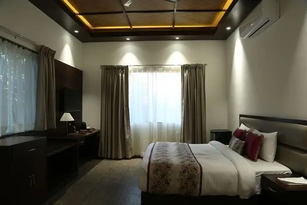 Deluxe Tek Büyük Yataklı Oda, 1 En Büyük (King) Boy Yatak, Sigara İçilmez, Dağ Manzaralı