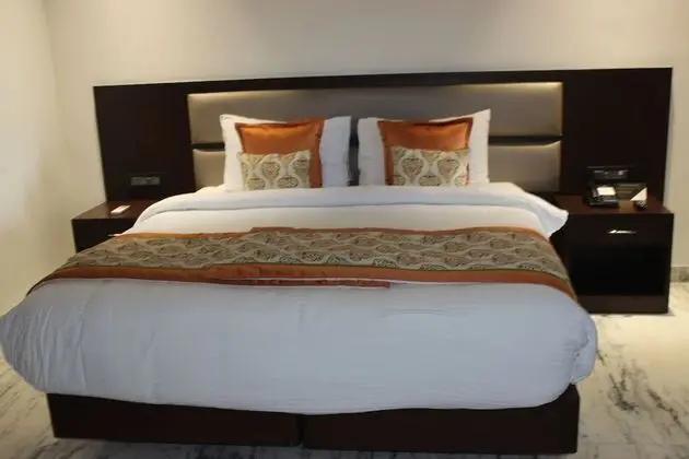 Deluxe Tek Büyük Yataklı Oda, 1 En Büyük (King) Boy Yatak, Sigara İçilmez, Dağ Manzaralı
