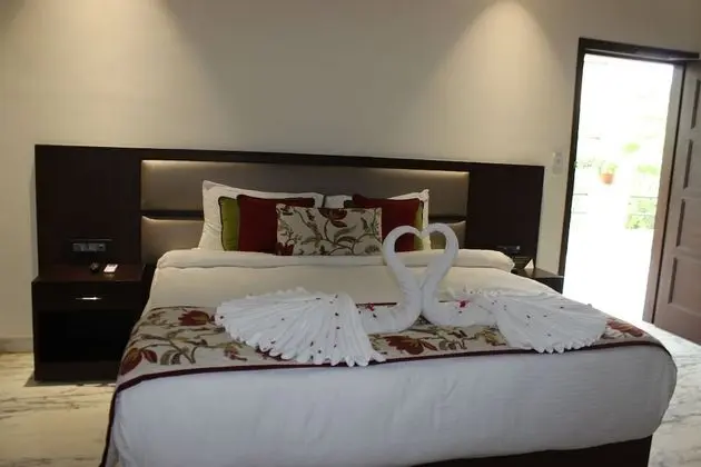 Deluxe Tek Büyük Yataklı Oda, 1 En Büyük (King) Boy Yatak, Sigara İçilmez, Dağ Manzaralı