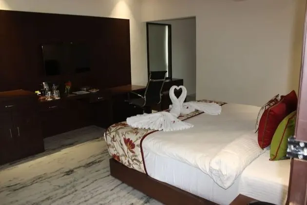 Deluxe Tek Büyük Yataklı Oda, 1 En Büyük (King) Boy Yatak, Sigara İçilmez, Dağ Manzaralı