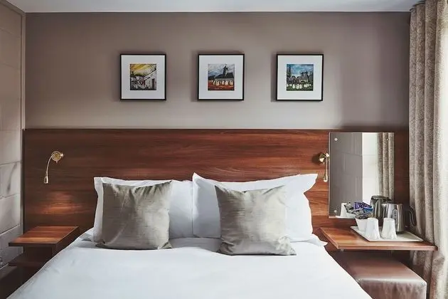 Comfort Tek Büyük Yataklı Oda