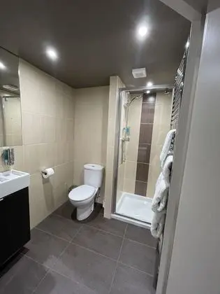 Standard Tek Büyük veya İki Ayrı Yataklı Oda