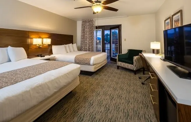 Standard Oda, 2 Büyük (Queen) Boy Yatak