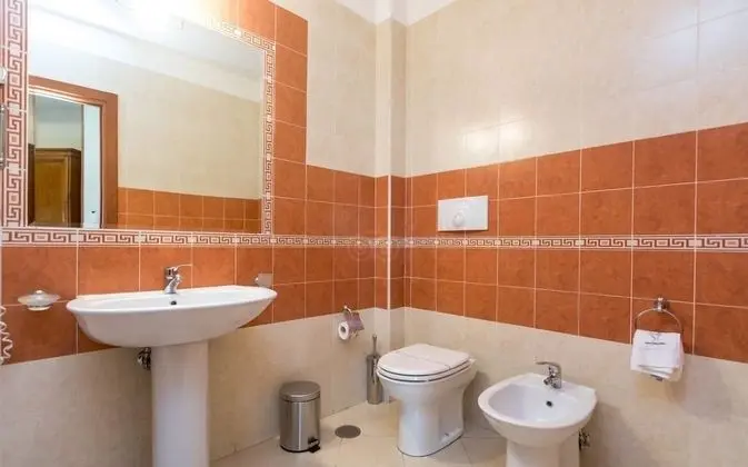 Standard Tek Büyük veya İki Ayrı Yataklı Oda