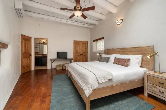 Ev (Ranchitos - Private Luxury Home with )