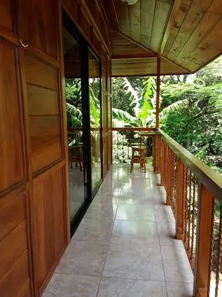 Classic Kulübe, Balkon