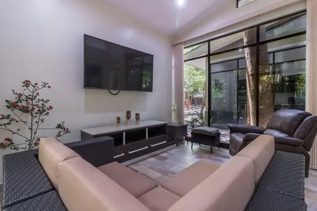 Deluxe Villa