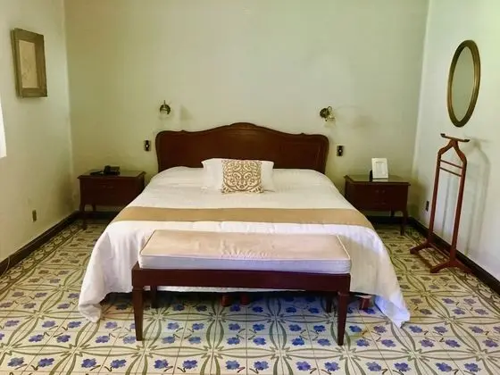 Tek Büyük Yataklı Oda