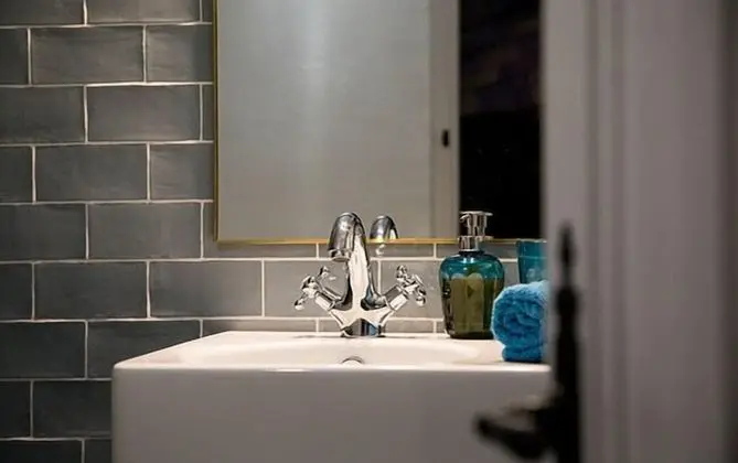 Deluxe Tek Büyük Yataklı Oda, 1 Yatak Odası, Avlu Manzaralı