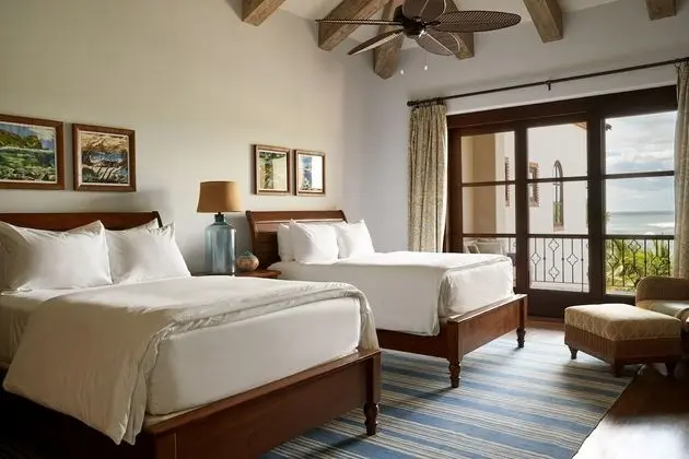 Twin Guestroom