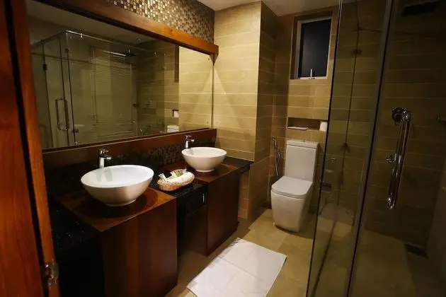 Deluxe Tek Büyük Yataklı Oda, 1 Yatak Odası, Balkon, Dağ Manzaralı