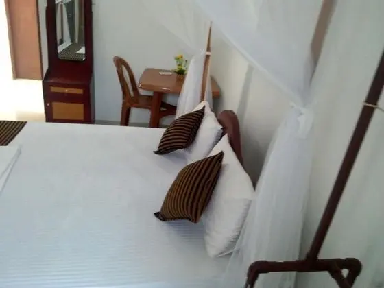 Deluxe Tek Büyük Yataklı Oda, 1 En Büyük (King) Boy Yatak, Bahçe Manzaralı, Zemin Kat