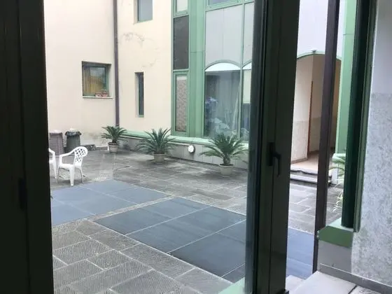 Stüdyo, Veranda